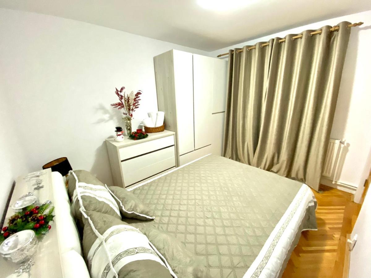 Home Away - Chic And Cozy Apartment Констанца Экстерьер фото